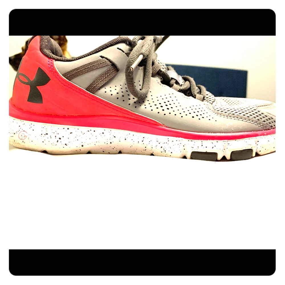 Under Armour Sneakers
